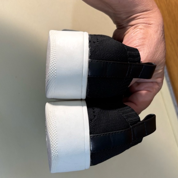 Steve Madden Bequilt sneaker slip on loafer stretch sock shoe - Picture 6 of 9